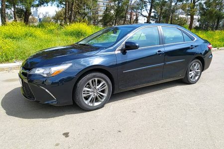 2016 Toyota Camry  (Petrol)