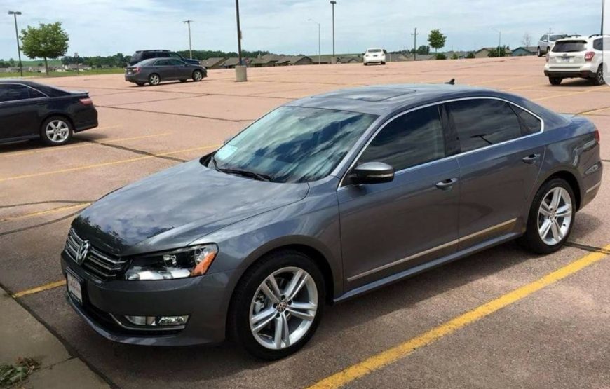 2015 Volkswagen Passat / SHOTA