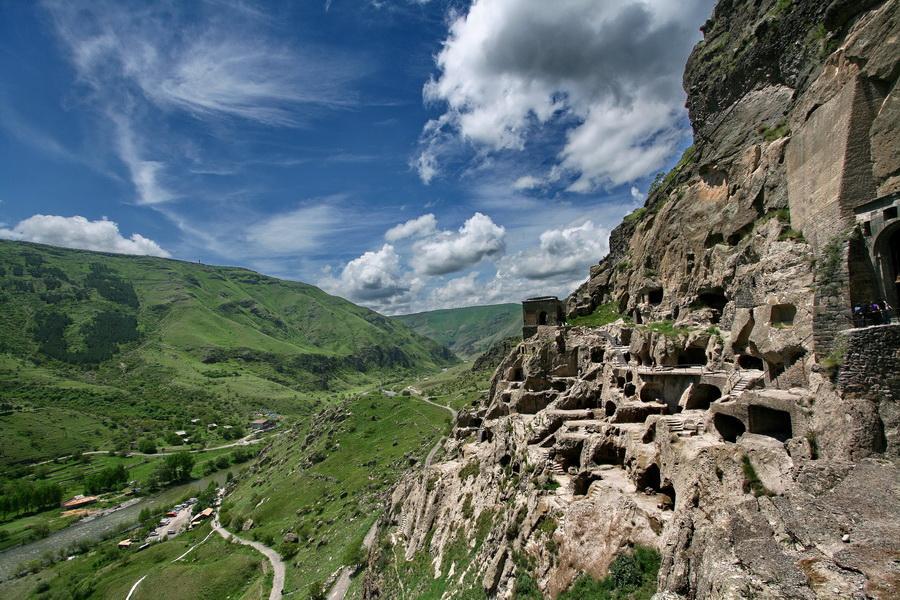 15:00 = Vardzia Museum-Reserve
