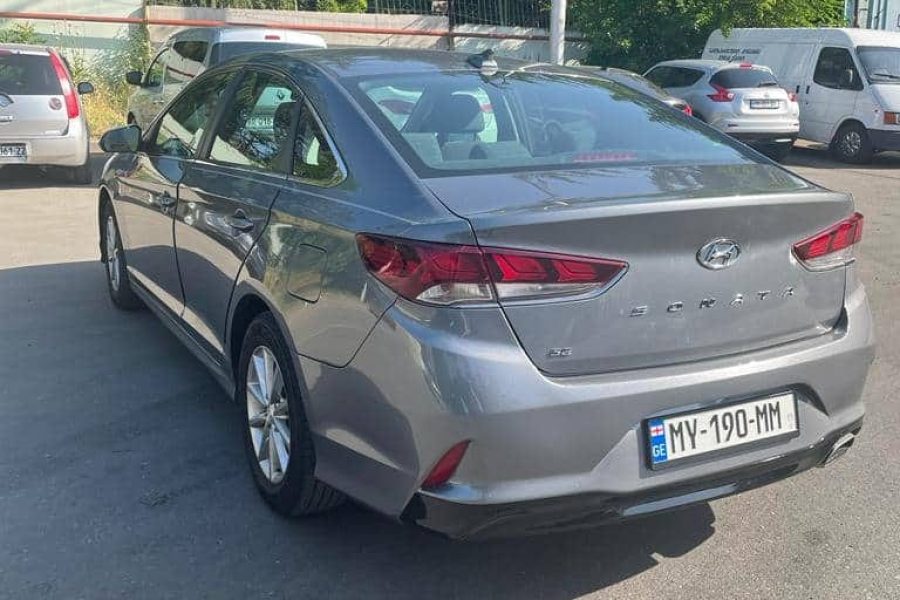 2018 Hyndai sonata  (Petrol )