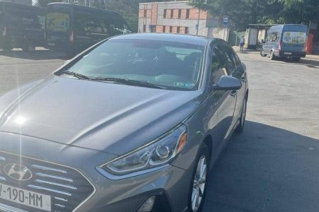 2018 Hyndai sonata  (Petrol )