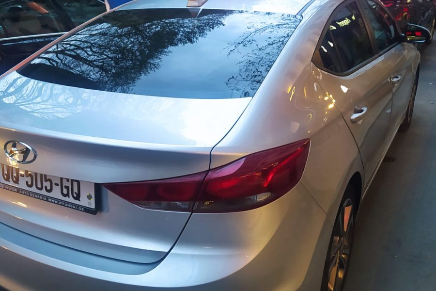 2017 Hyndai elantra  (Petrol )