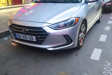 2017 Hyndai elantra  (Petrol )