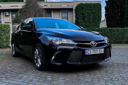 2017  Toyota Camry  Sport (Petrol )