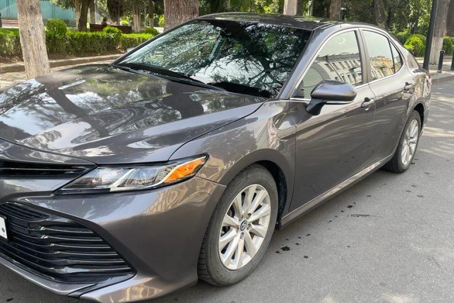Toyota Camry  2018 (Petrol)