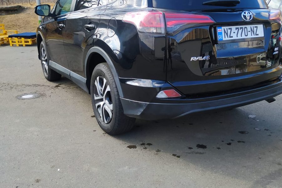 Toyota rav 4 2017 (Petrol)