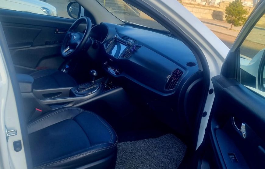 2012 Kia Sportage / TAMUNA