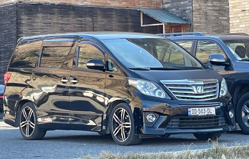 2013 Toyota Alphard   / LEVAN