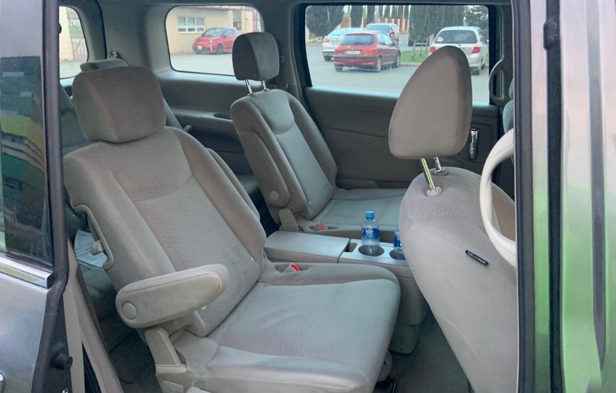 2014 Nissan Quest  / GOGI